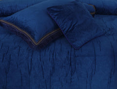 Embossed Heavy Velvet Bed Sheet Set 4 Pcs Design# 559