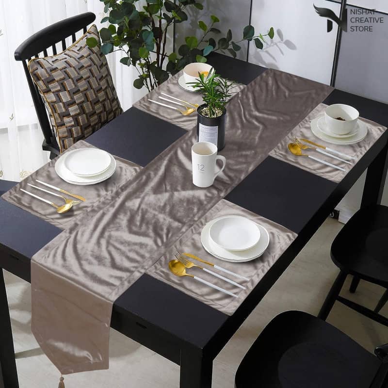Valvet Table Runner Set NC 123 - Nishat Creative Store
