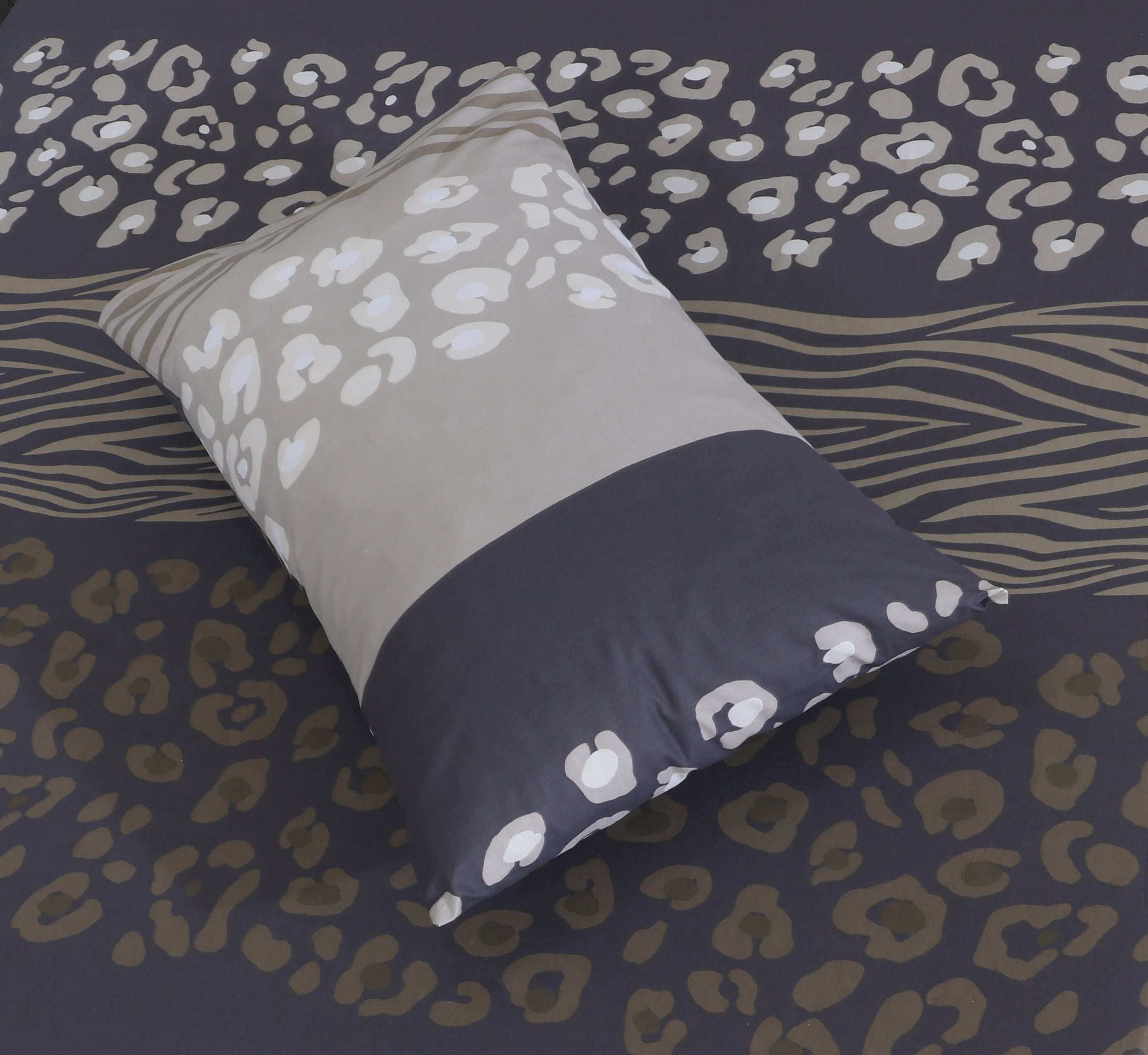 Fitted Double Bed Sheet DS# 336