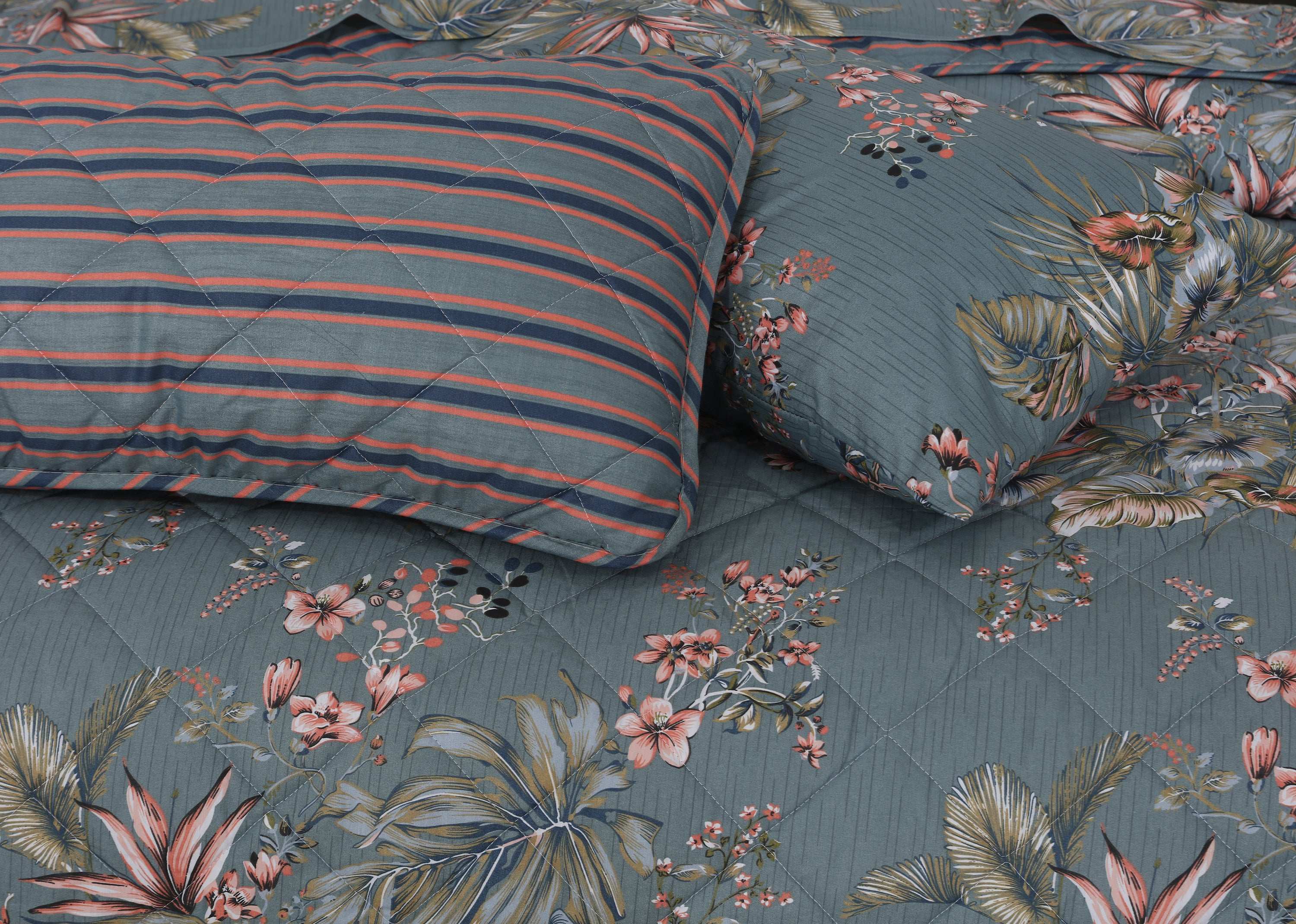 Quilted Comforter Set 6 Pcs Design 898