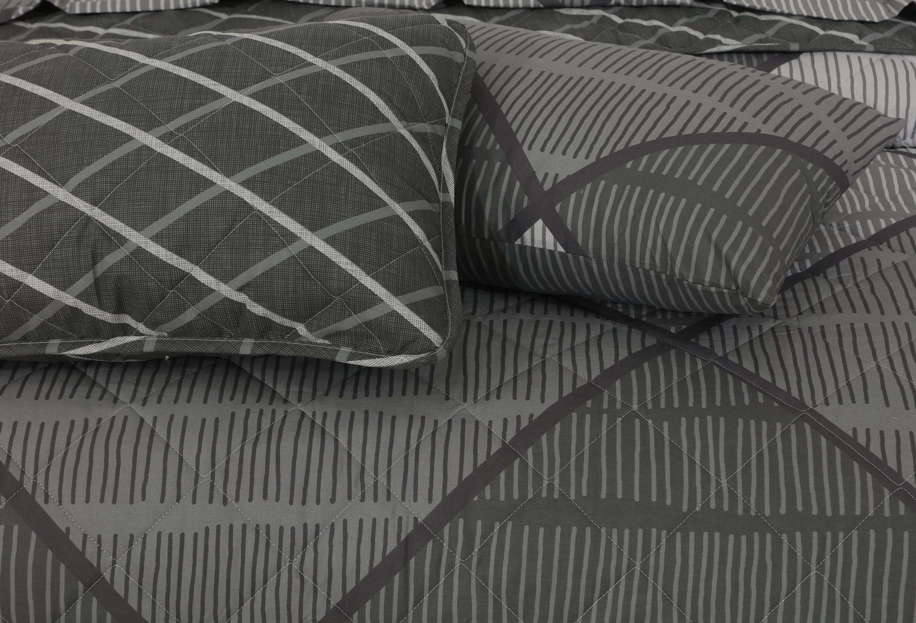 Quilted Comforter Set 6 Pcs Design 913