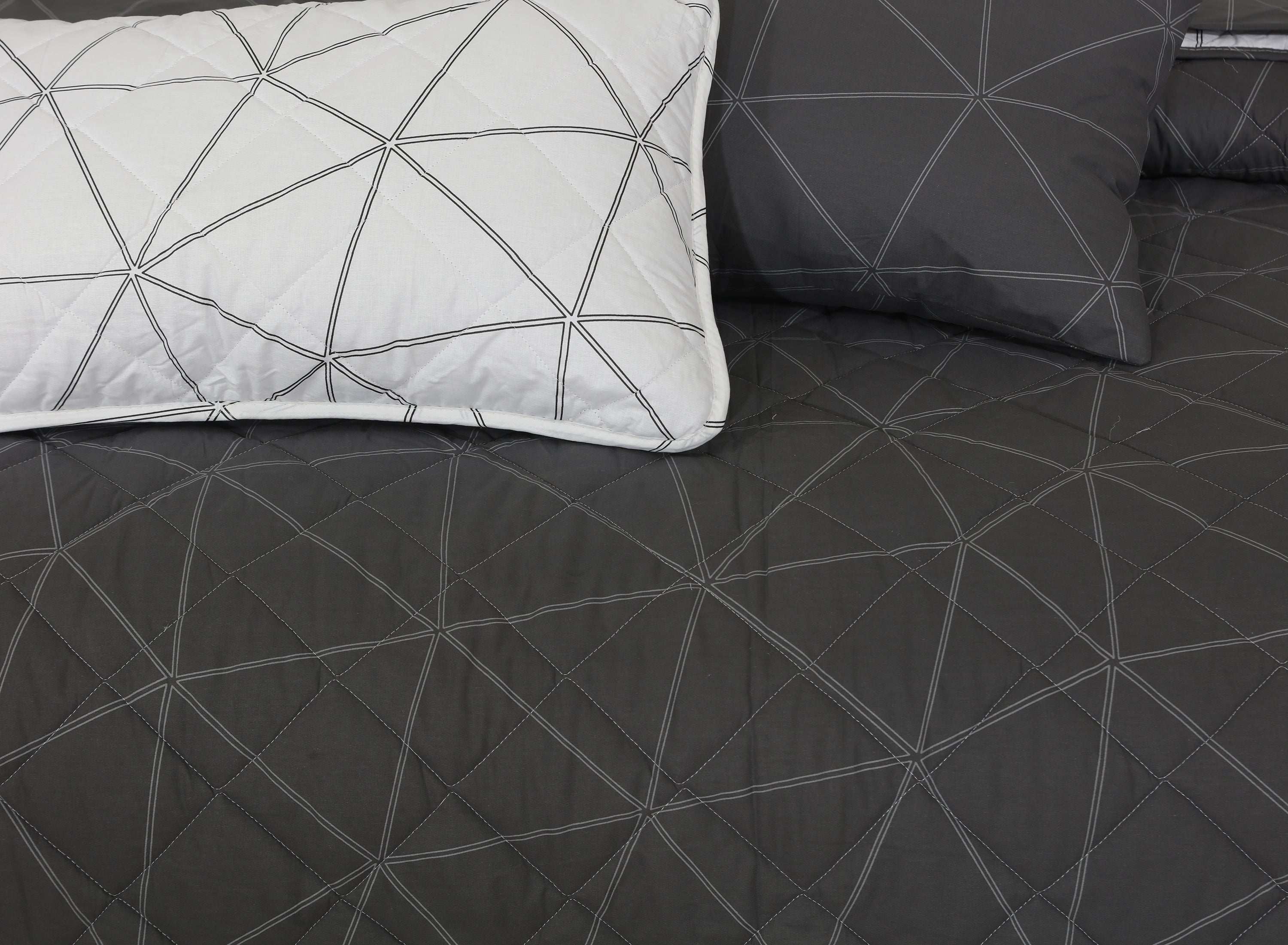 Quilted Comforter Set 6 Pcs Design 907