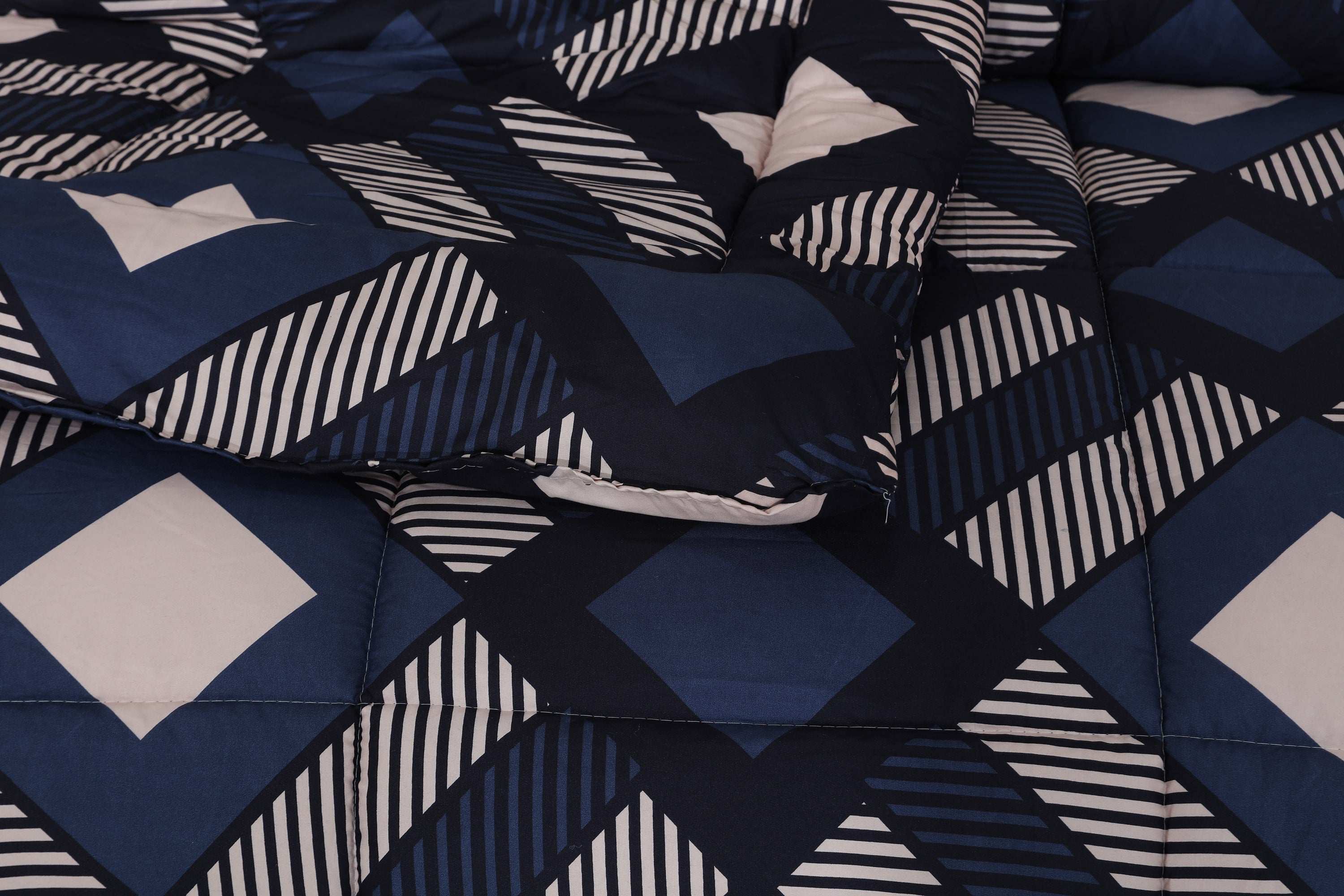 1 PC Double ( Filled Quilt )  NCS # 195