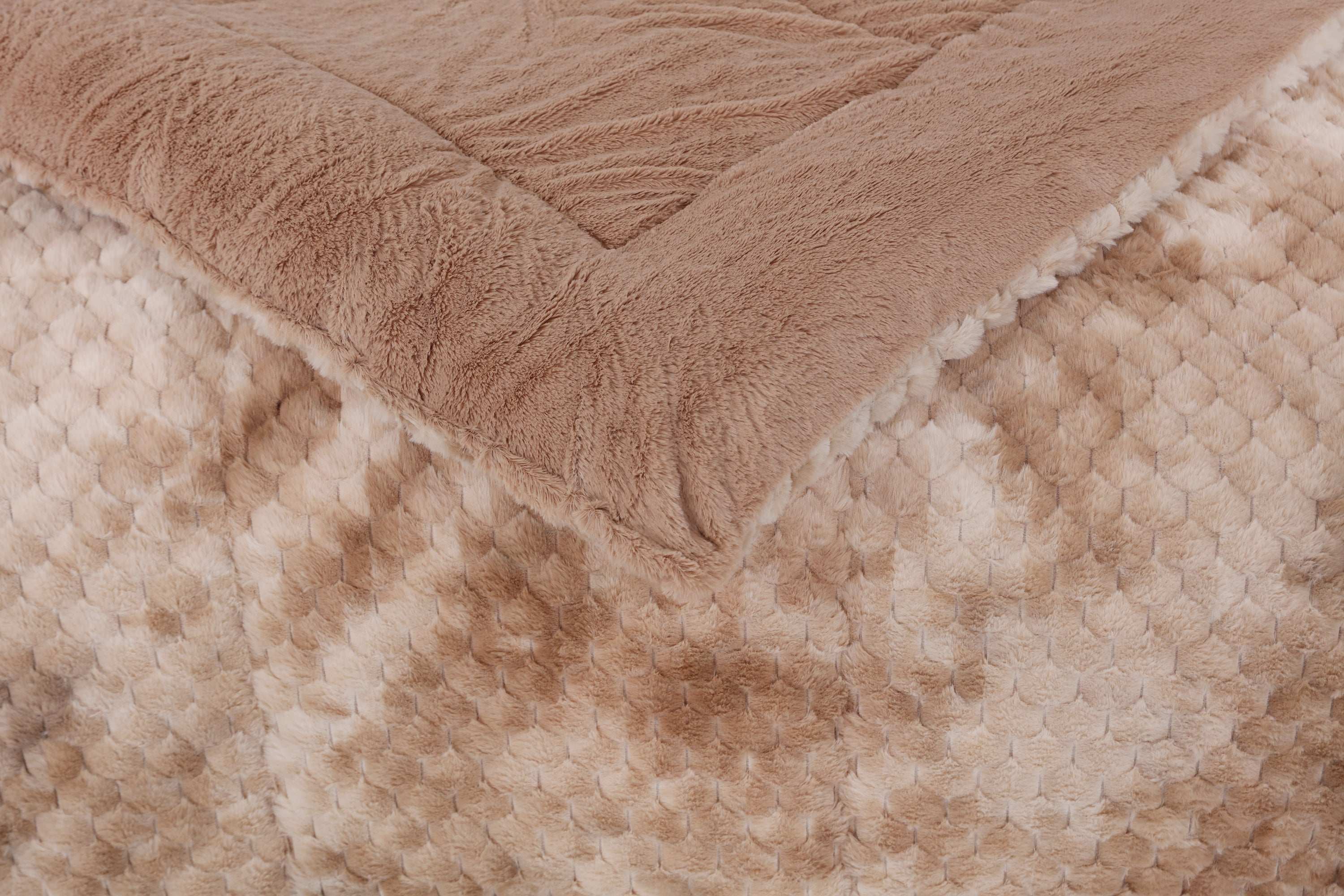 1 PC Double Fluffy Velvet Quilt NCS #168