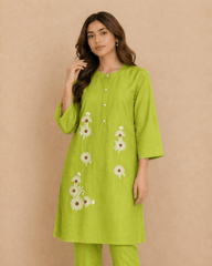 Daisy Floral Embroidered Cotton Kurta Green