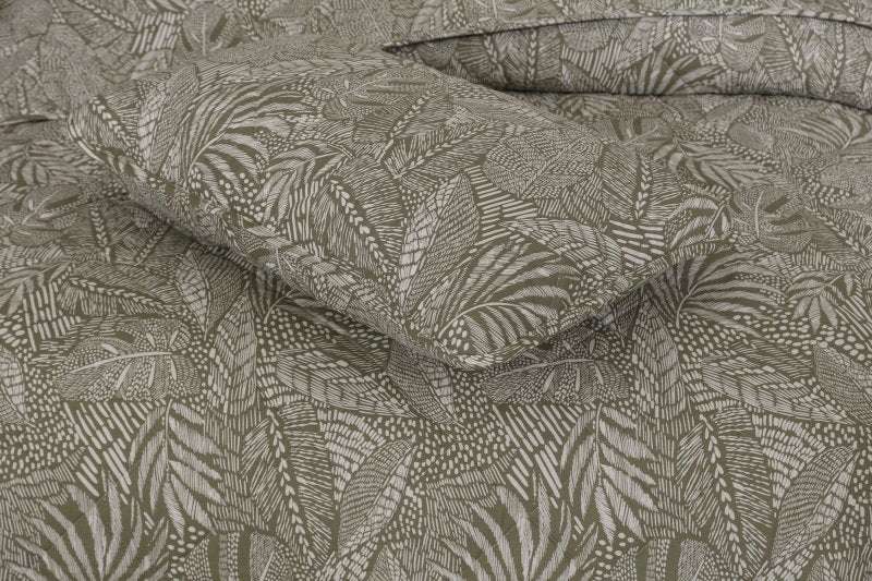 Bed Spread Quilted Design Code 100 - Nishat Creative Store