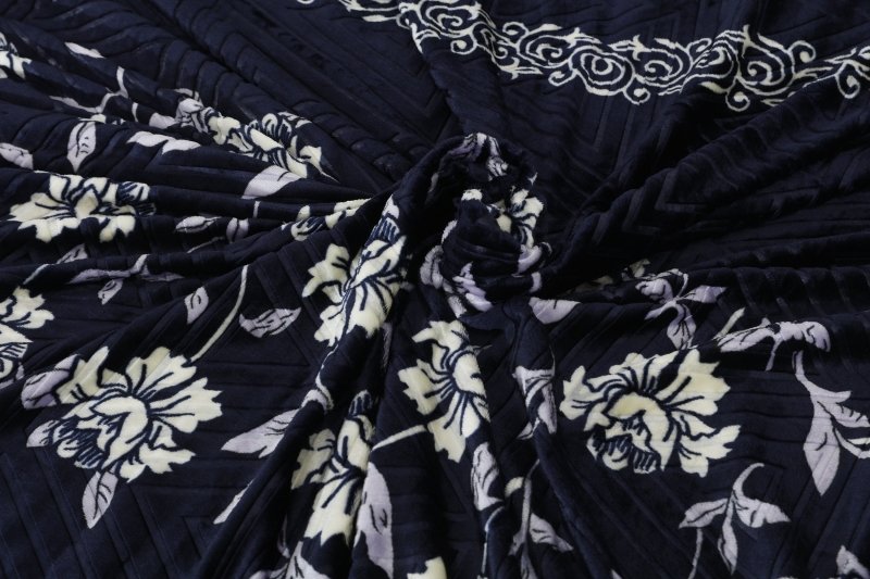 Exclusive Embossed Double Blanket NCS# 134 - Nishat Creative Store